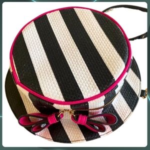 BETSEY JOHNSON Hats Off Collection Striped Black White Crossbody Bag New